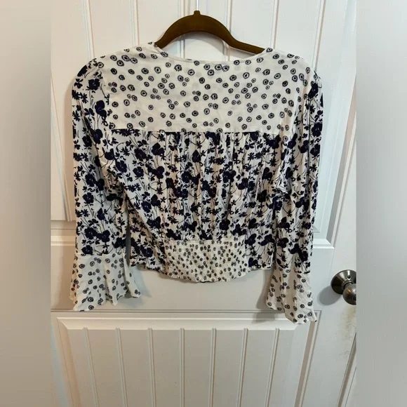 Free People Lady Bohemian Bell Sleeve Floral Crop Smocked Top - Picture 7 of 8